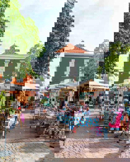 /Kura_Hulanda_village_-2.jpg
